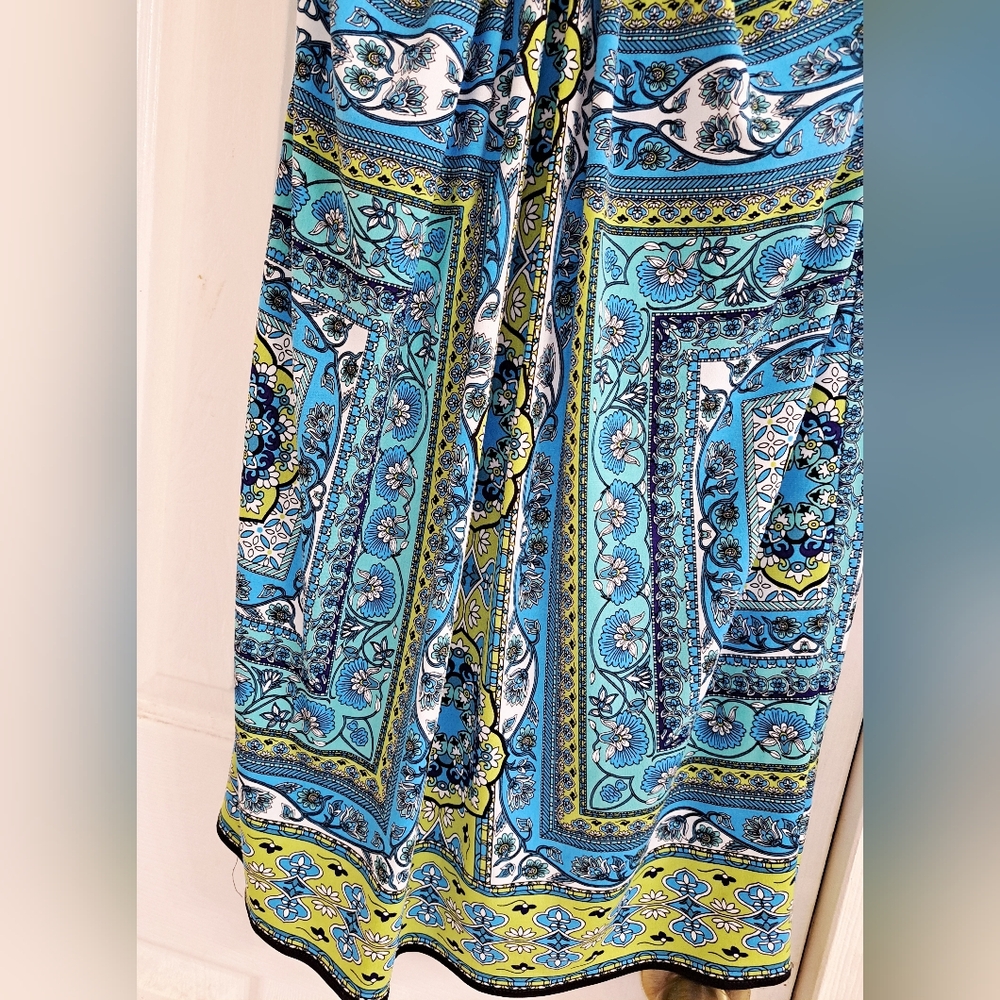 London Times Blue White Green Patterned Stretch Knit Flattering Midi Dress - Picture 5 of 5